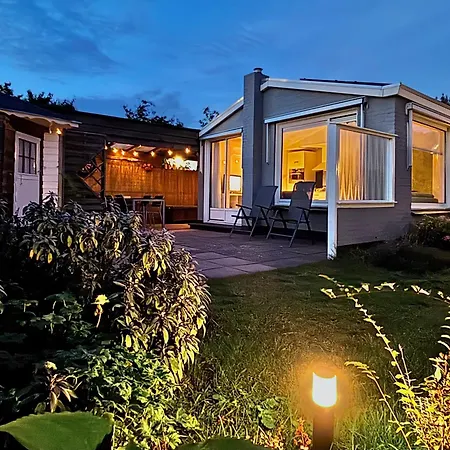 Vakantie-ouddorp Holiday home *